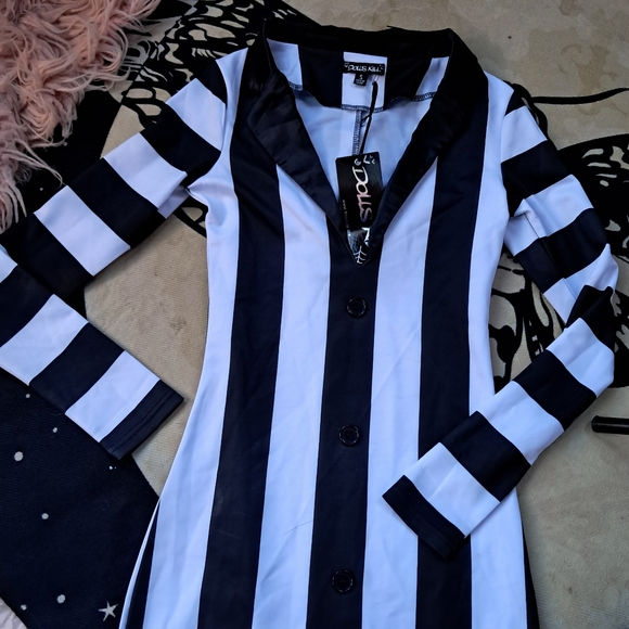 Beetlejuice dress w sexy garters! Dolls kill discontinued long sleeve nwt! - Picture 3 of 6